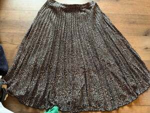 Ciranal Leopard Print Pleated Midi Skirt